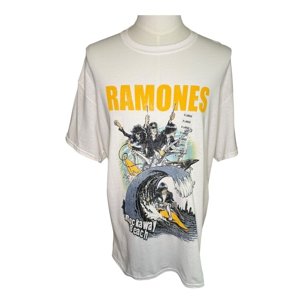 Ramones Rockaway Beach Graphic T-Shirt Nordstrom‎ White Large NWT